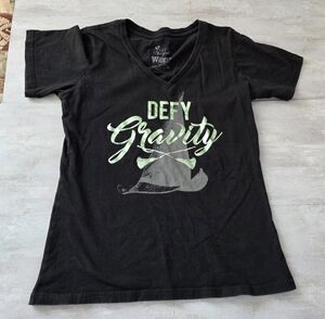 Broadway Wicked Defy Gravity Black V-neck T Shirt Size M